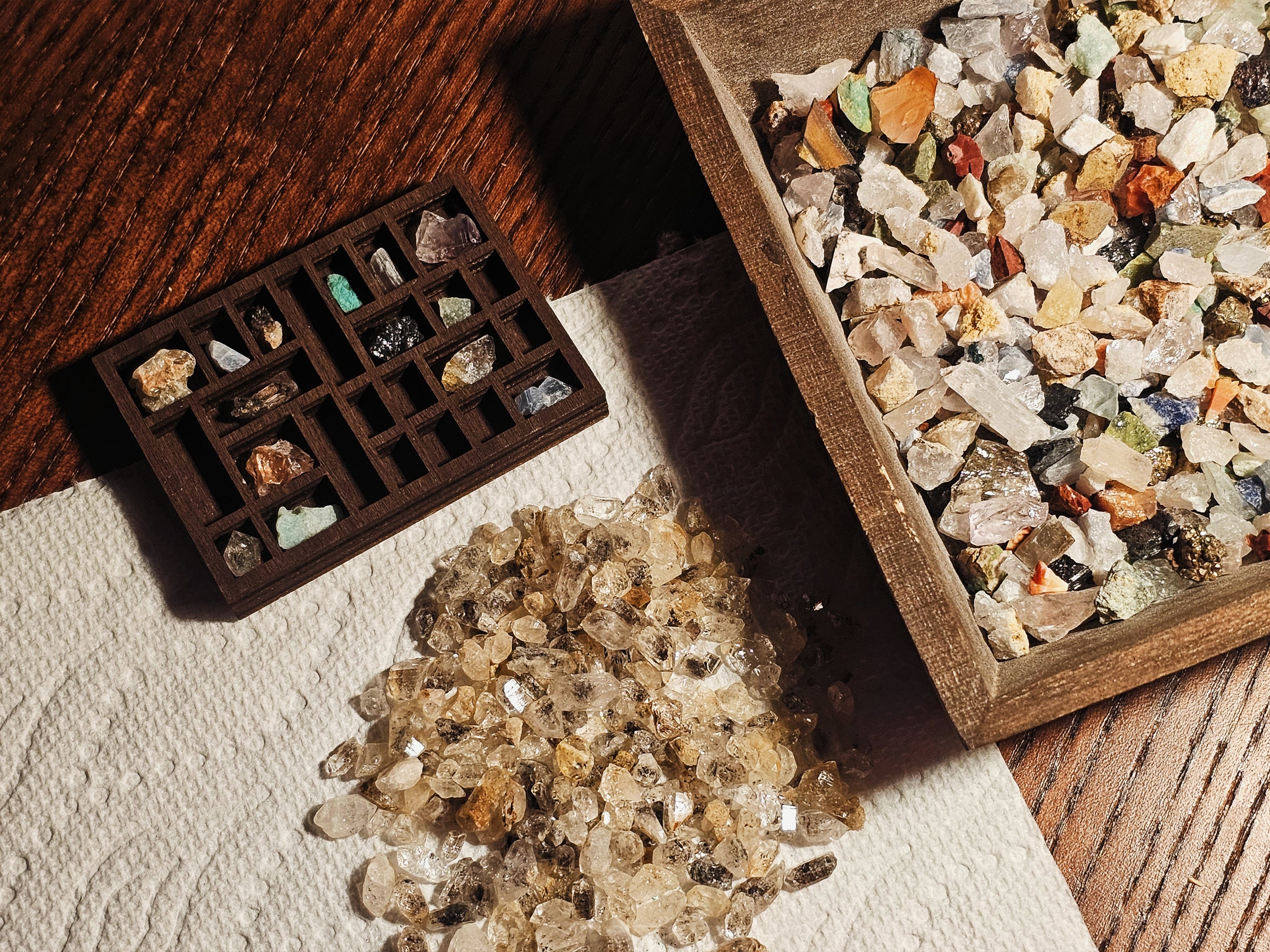 CRYSTAL CURIO | MAGNET